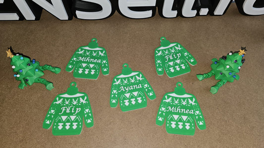 Ornament de Brad "Pulover de Crăciun" cu Nume