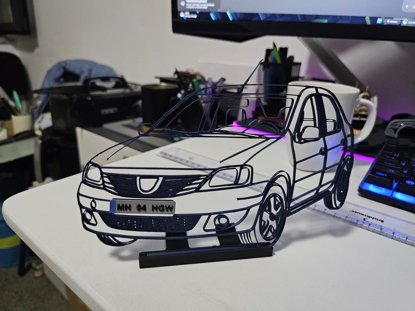 Siluetă Auto Line Art – Orice Model de Mașină