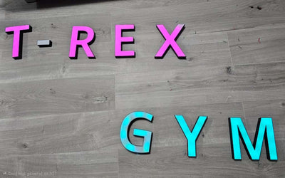 Litere 3D Iluminate cu Bandă LED – Personalizate & Unice